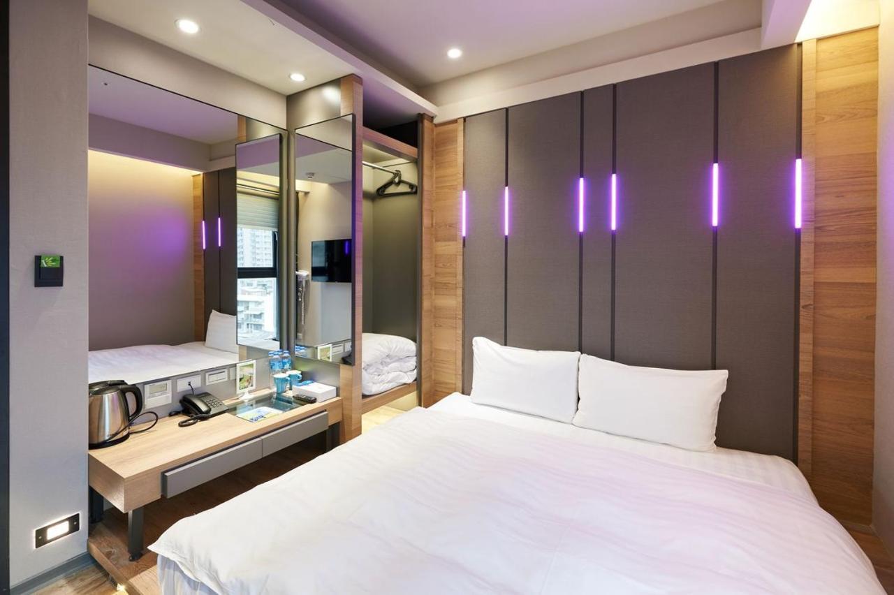 Kiwi Share Hotel Zhongli Bagian luar foto