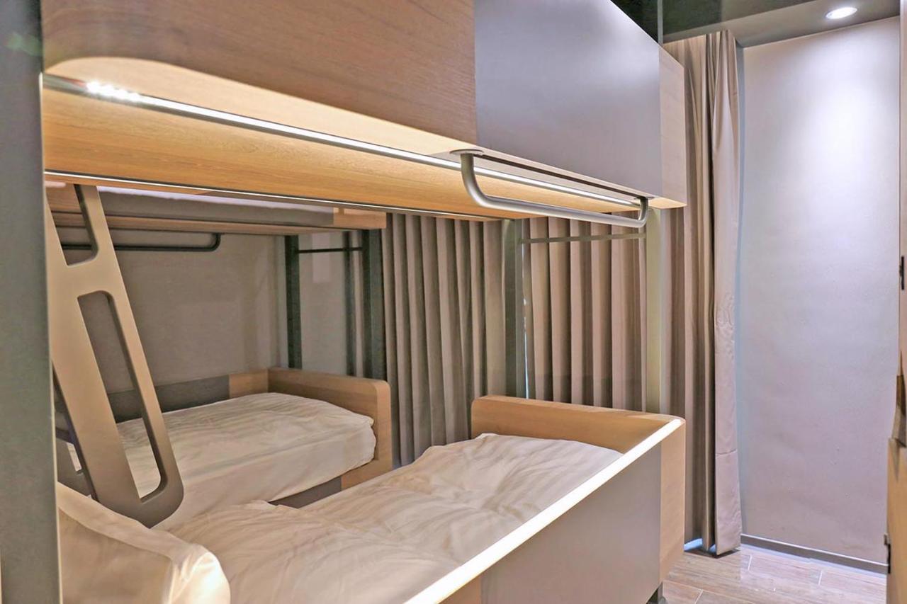Kiwi Share Hotel Zhongli Bagian luar foto